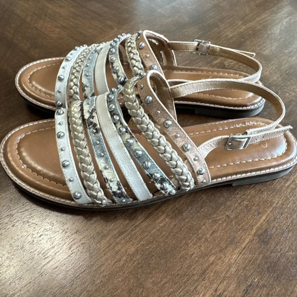 Crown Vintage Sandals Flats Strappy Metallic Neutral Studded Pavla Size 7M